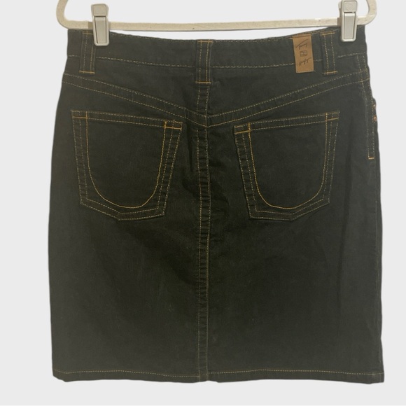 VTG! Tommy Hilfiger Brown Corduroy Skirt Size 10 - Picture 5 of 9